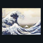 Pôster A onda do Excelente por Hokusai<br><div class="desc">Aproveite esta impressionante reprodução do famoso impressão de bloco de madeira ukiyo-e "Trinta e Seis Visões do Monte Fuji: A Onda do Excelente na Costa de Kanagawa", da artista japonesa Katsushika Hokusai. Trinta e Seis Vistas do Monte Fuji é uma série de 46 impressões mostrando várias características do Monte Fuji,...</div>