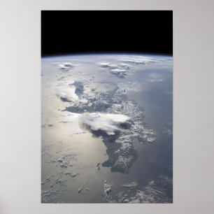 Pôster A panoramic view of the island of Hispaniola