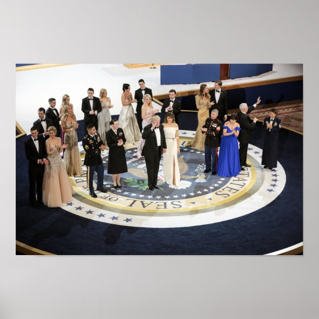 Poster A Primeira Família Na Bola Liberdade (Frente)