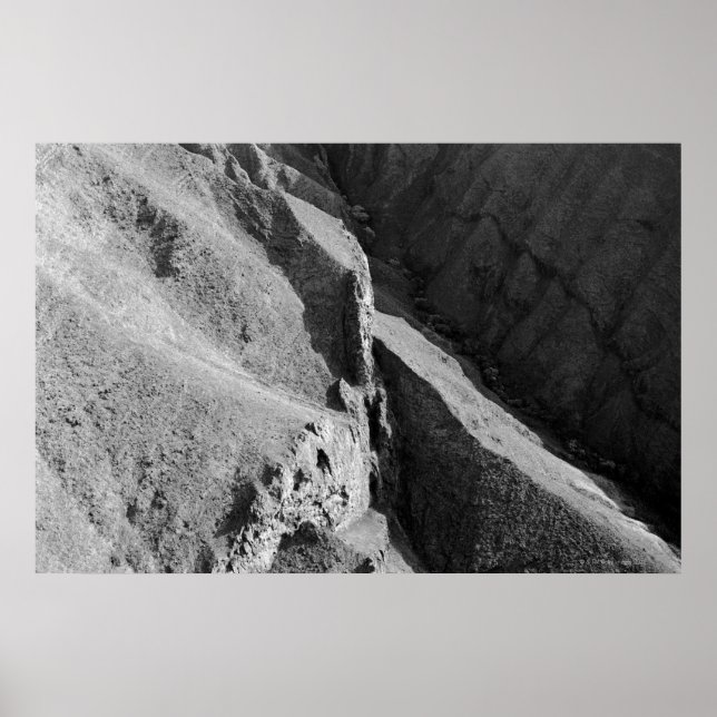 Pôster Aerial view of mountain (Frente)
