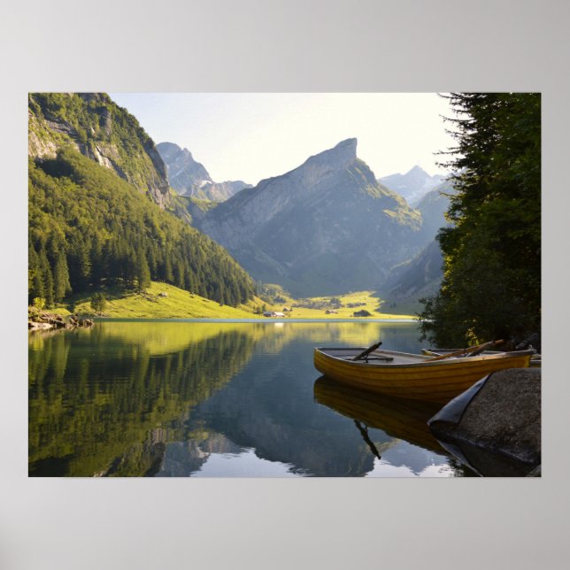 Poster Alpine Mountain Lake in Switzerland (Frente)