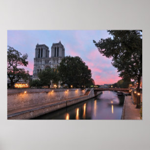 Poster alvorecer do hunchback