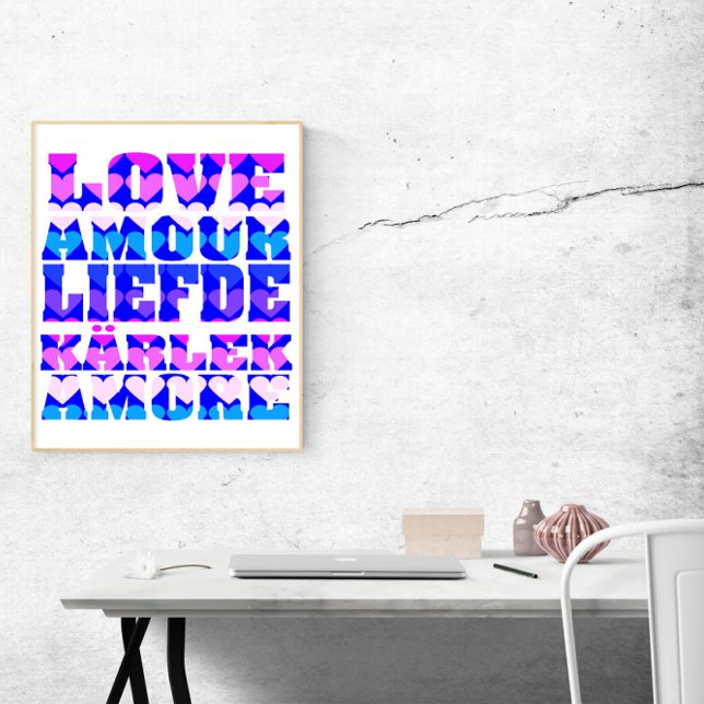 Poster Amor em muitas línguas cor-de-rosa azul roxo (A poster that says love in many languages with pink, purple and blue hearts.)
