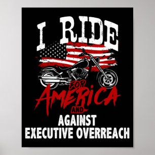 Poster Anti-Trump Biker Resiste Contra Sobreposição do Ex