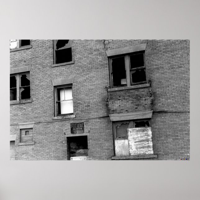 Pôster Apartamento Abandonado Para Aluguel (Frente)