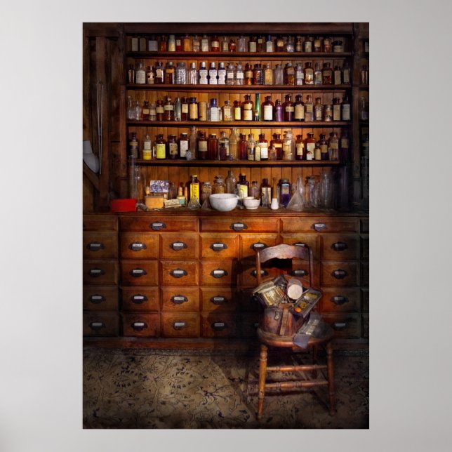 Pôster Apothecary - Apenas a seleção habitual (Frente)