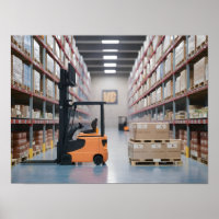 Armazém de Retalho com Prateleiras de Embalagens,