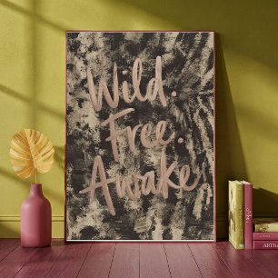 Poster Arte Abstrato Texturizado com Citação Wild Free Aw
