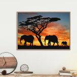 Poster Arte Afafricana De Elefante Sunset<br><div class="desc">Linda fotografia contemporânea do pôr do sol africano e da silhueta de árvores e elefantes. Esta design é para o amante da natureza africana, animais, vida selvagem, elefantes, férias de safari ou cores brilhantes e vibrantes do verão. Clássico e elegante artigo de decoração para aqueles que adoram decorar o seu...</div>