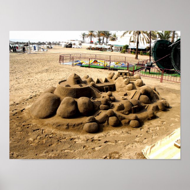 Poster Arte de castelo de areia na praia de Marbella (Frente)