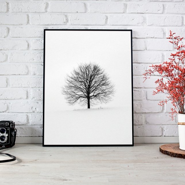 Poster Árvore sem folhas preta no inverno (#zazzlemade #treewallart #wintertree #leaflesstree #blacktree #treeartforwall#treeautumn#baretree )