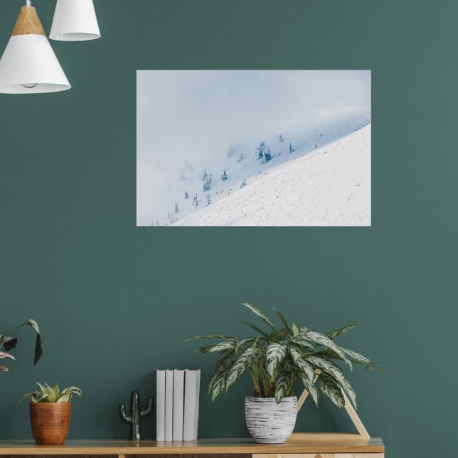 Poster Árvores congeladas sol e nuvens nas montanhas (Sala de Estar 1)