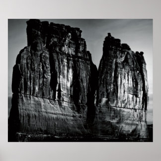 Pôster As torres Awaiteth