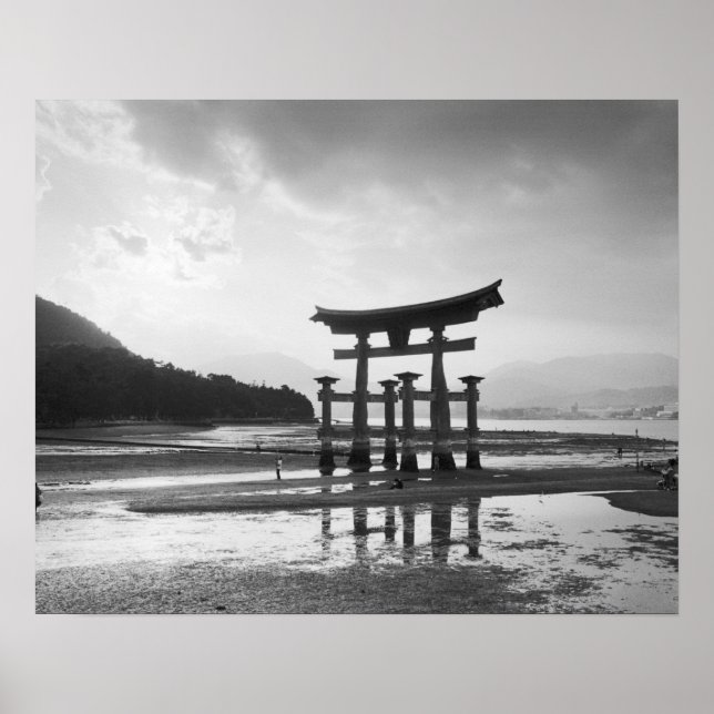 Pôster Ásia, Japão, Myajima. Torri Gate (Frente)