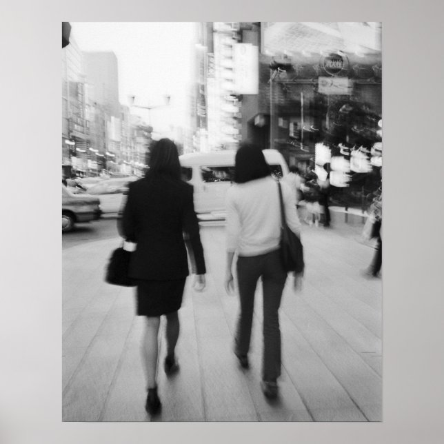 Pôster Ásia, Japão, Tóquio. Jovens mulheres na Ginza. (Frente)