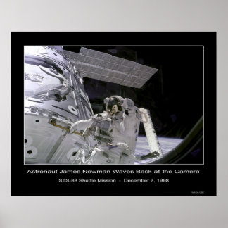 Poster Astronauta da NASA, Newman retorna à câmera