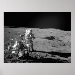 Poster Astronauta de Apollo 14 na lua