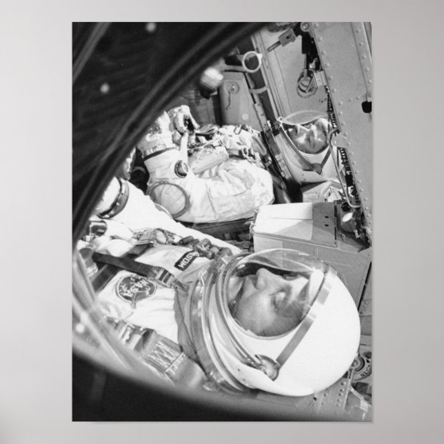 Pôster Astronautas sentados na dentro Gemini 3 (Frente)