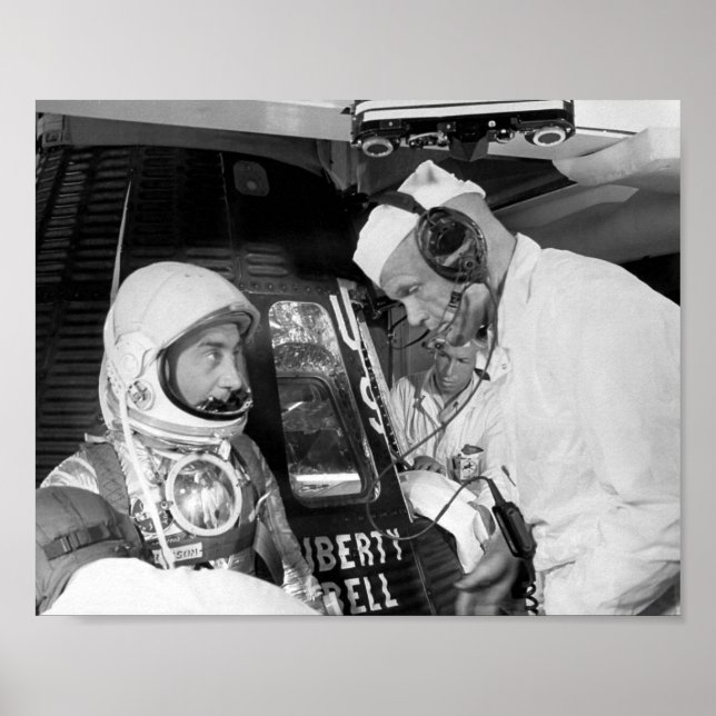 Poster Atividades de pré-lançamento do Liberty Bell 7 (Frente)