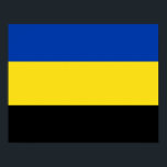 Pôster Bandeira de Gelderland<br><div class="desc">Bandeira de Gelderland,  uma província dos Países Baixos. A bandeira é um tricolor horizontal de azul,  amarelo e preto. Suas cores se originam do casaco de braços de Gelderland que,  por sua vez,  se baseava no casaco de braços do Hertogdom Gelre.</div>
