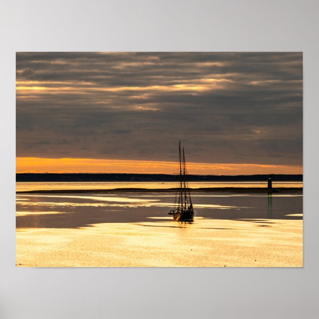 Poster Barco a vela sobre o nascer do sol (Frente)