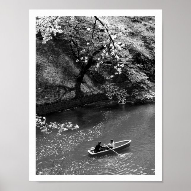 Poster Barco sobre Chidorigafuchi: Tóquio, Japão (Frente)