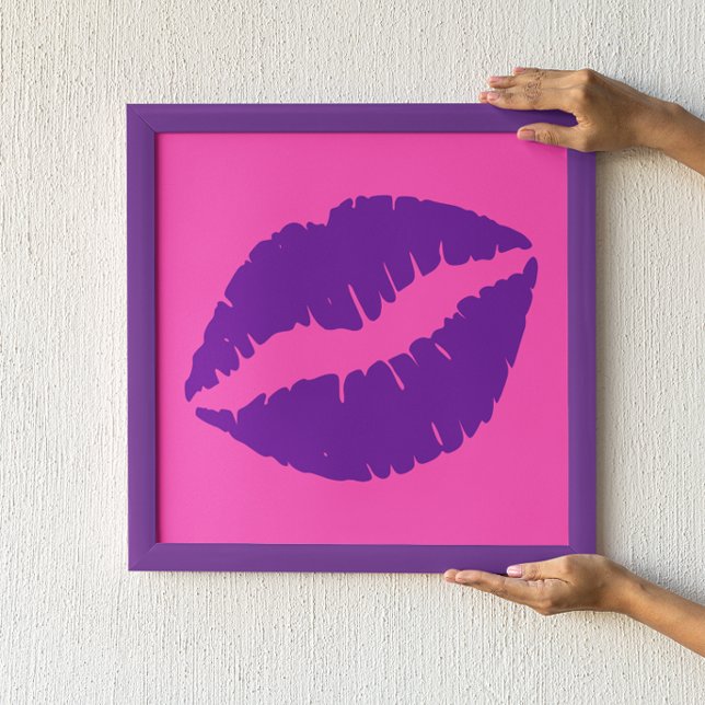 Pôster Beijo de batom rosa e roxo (Criador carregado)