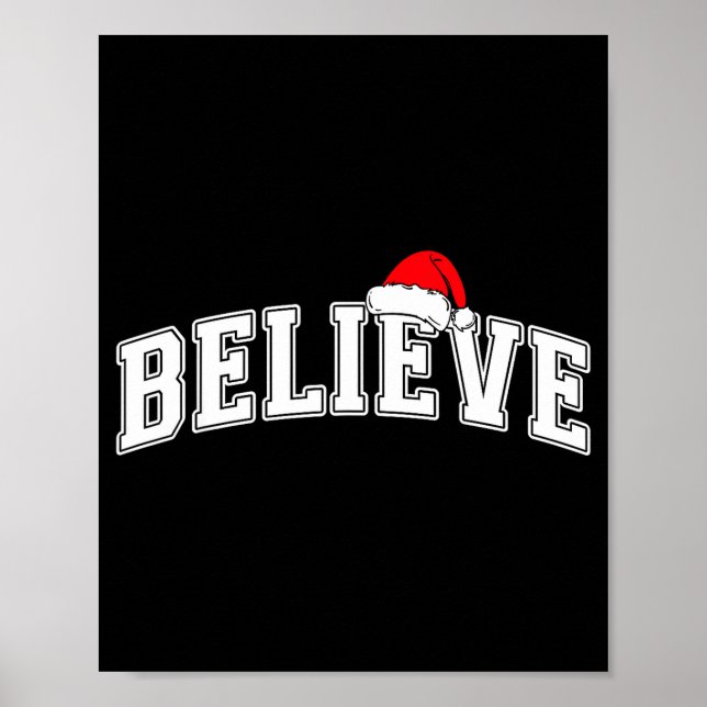 Poster Believe Christmas Varsity Text With Santa Hat Fami (Frente)