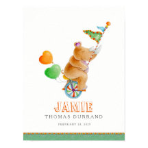 Berçário de circo caprichoso com rinoceronte marro