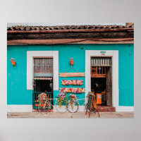 BICICLETA BRANCA ESTACIONADA AO LADO DO TEAL PINTA