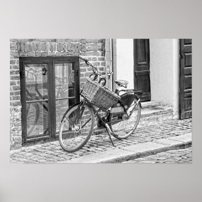 Poster Bicicleta Negra Com Cesta Grande, Copenhaga, Dinam (Frente)