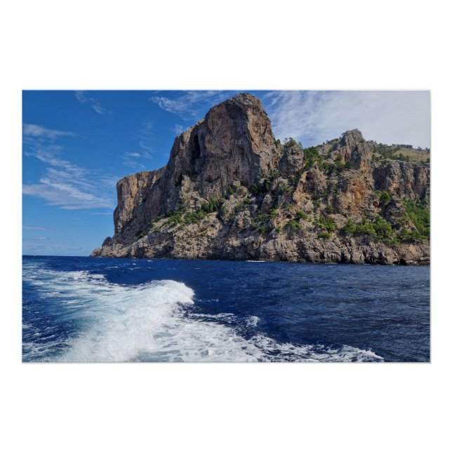 Pôster Big rock in the sea (Frente)