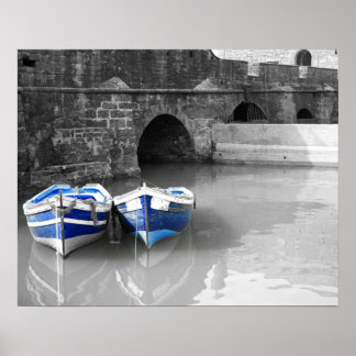 Poster Blue boats B & W harbour