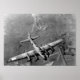 Poster Bombardeiro B-17 sobre a Alemanha - WW2 - 1943 (Frente)