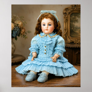 Poster Boneca de Porcelana Antiga com Roupa Azul