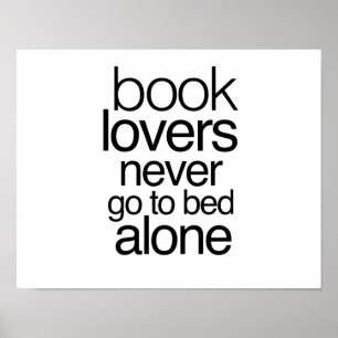 Poster Book Lovers Never Go to Bed Alone