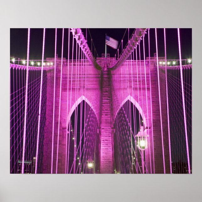 Pôster Brooklyn Bridge Lit Purple (Frente)