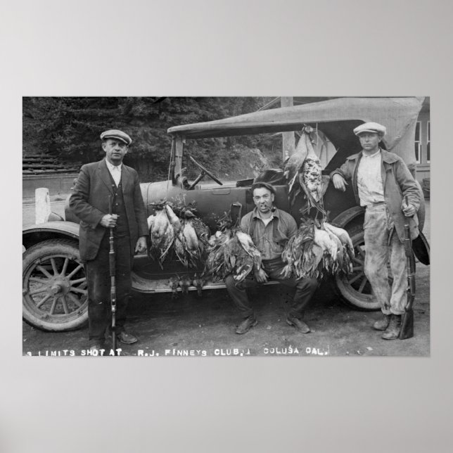 Pôster Caçadores se posicionando com o jogo no RJ Finney  (Frente)