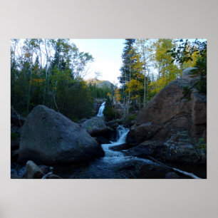 Poster Cachoeira Alberta ao Nascer do Sol nas Montanhas R