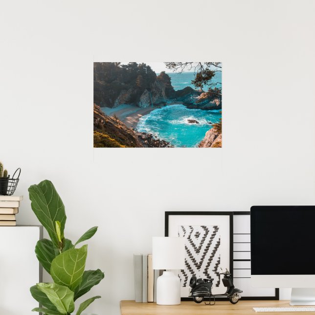 Poster Cachoeira Escondida – Serenidade Costeira (Escritório em casa)