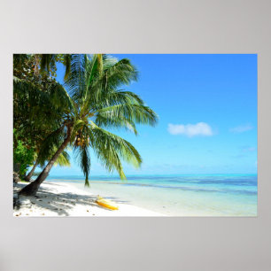 Poster Caiaque amarelo em uma praia branca da areia