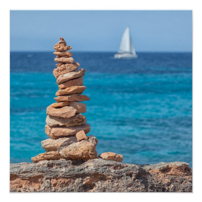 Pôster Cairn no mar Mediterrâneo (Frente)