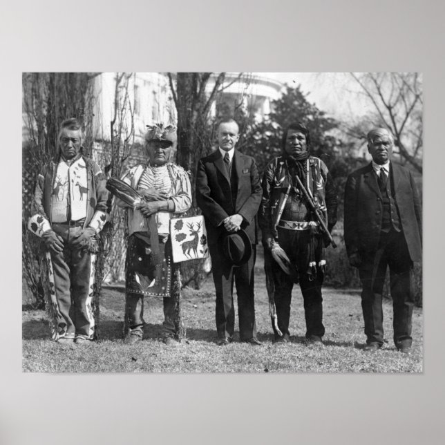 Pôster Calvin Coolidge with Osage Indians Photograph (Frente)