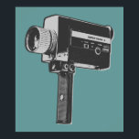 Poster Câmara para filmes do Pop Art Super 8<br><div class="desc">Nos anos 50 e 60, a super câmera de 8 filmes produziu filmes domésticos para famílias em todos os lugares. O design da Super 8 Movie Camera recebeu um tratamento de pop e está nas cores de cinzas e preto. Se você é um cineasta ou ama filmes e vídeos de...</div>