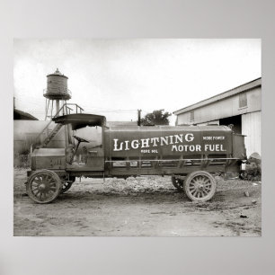 Poster Caminhão de Combustível Motorizado Lightning, 1920