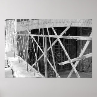 Pôster campo de concentração de dachu 2