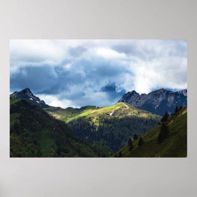 Poster Campo iluminado por sol após tempestade (Frente)