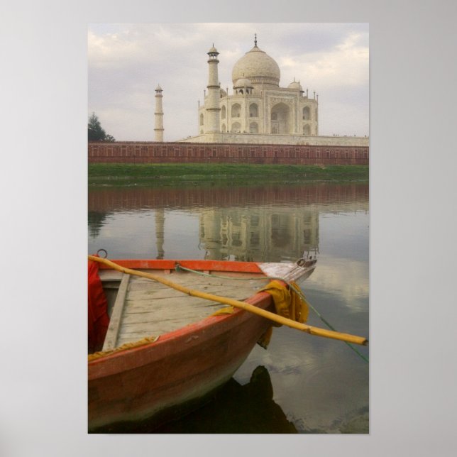 Poster Canoa em água com Taj Mahal, Agra, Índia (Frente)