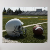 Capacetes de futebol e de futebol