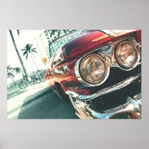 Pôster carro vintage vermelho na praia sul